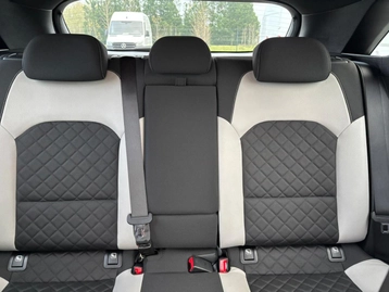 Image véhicule  Kia CEED (24)