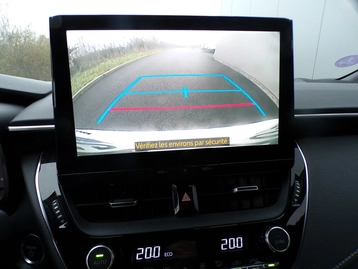 Image véhicule  Toyota COROLLA TOURING SPORTS (16)