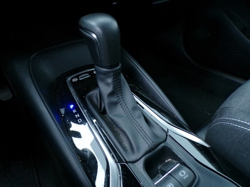 Image véhicule  Toyota COROLLA TOURING SPORTS (14)