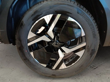 Image véhicule  Peugeot 2008 (6)