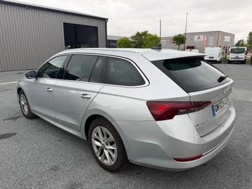 Image véhicule  Skoda OCTAVIA COMBI (3)