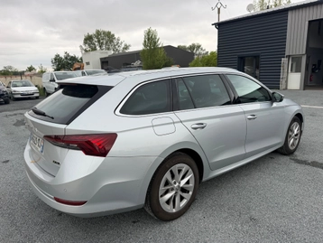 Image véhicule  Skoda OCTAVIA COMBI (2)
