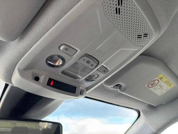 Image véhicule  Peugeot 208 (36)