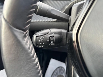 Image véhicule  Peugeot 208 (15)