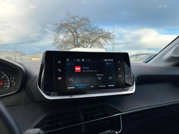 Image véhicule  Peugeot 208 (23)