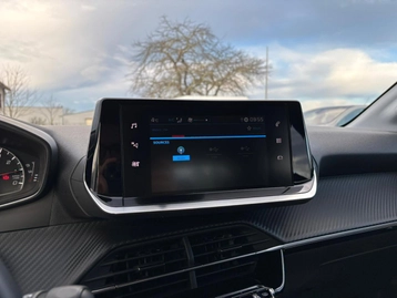 Image véhicule  Peugeot 208 (38)