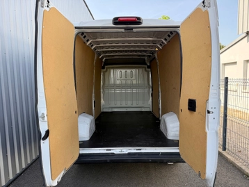 Image véhicule Opel MOVANO (8) Image véhicule Opel MOVANO (8)