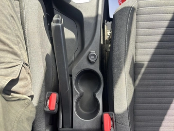 Image véhicule  Peugeot 2008 (38)
