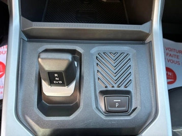 Image véhicule  Dacia BIGSTER (35)