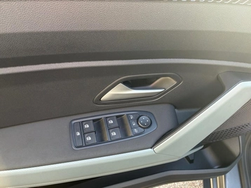 Image véhicule  Dacia BIGSTER (26)