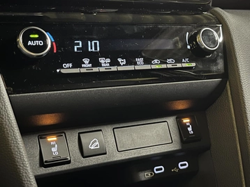 Image véhicule  Toyota YARIS CROSS (14)