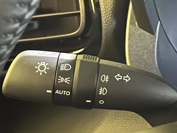 Image véhicule  Toyota YARIS CROSS (25)