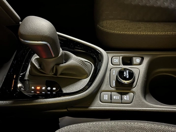 Image véhicule  Toyota YARIS CROSS (5)