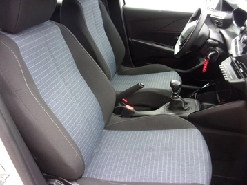 Image véhicule  Peugeot 208 (11)