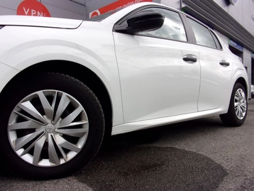 Image véhicule  Peugeot 208 (1)