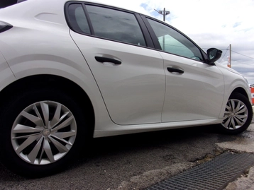Image véhicule  Peugeot 208 (3)