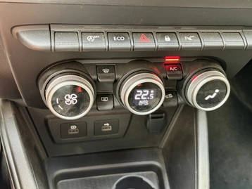 Image véhicule  Dacia DUSTER (23)