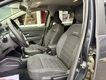 Image véhicule  Dacia DUSTER (18)