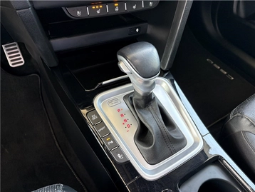 Image véhicule  Kia CEED SW HYBRIDE RECHARGEABLE (15)