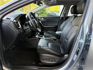 Image véhicule  Kia CEED SW HYBRIDE RECHARGEABLE (4)