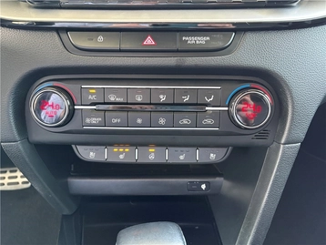Image véhicule  Kia CEED SW HYBRIDE RECHARGEABLE (14)