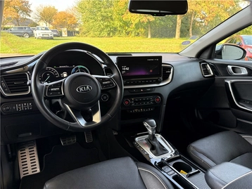 Image véhicule  Kia CEED SW HYBRIDE RECHARGEABLE (6)