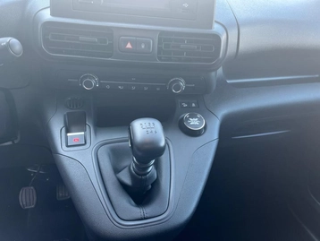 Image véhicule  Peugeot PARTNER (10)