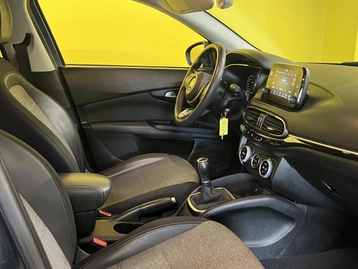 Image véhicule  Fiat TIPO (31)