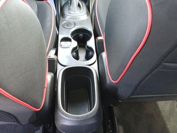 Image véhicule  Fiat 500X (30)
