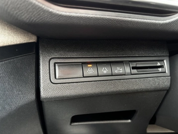 Image véhicule  Peugeot 5008 (32)