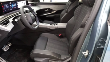 Image véhicule  Peugeot 3008 (8)