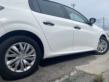 Image véhicule  Peugeot 208 (3)