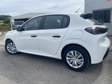 Image véhicule  Peugeot 208 (4)