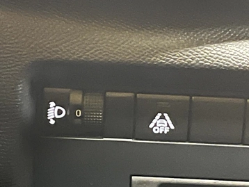 Image véhicule Citroën C5 AIRCROSS (13) Image véhicule Citroën C5 AIRCROSS (13)