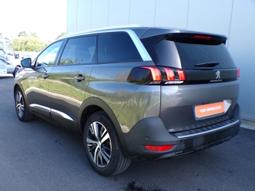 Image véhicule  Peugeot 5008 (3)