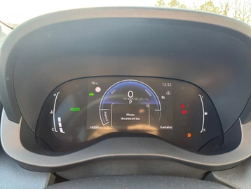 Image véhicule  Toyota YARIS CROSS (37)