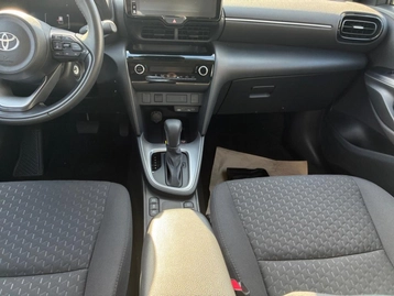 Image véhicule  Toyota YARIS CROSS (10)