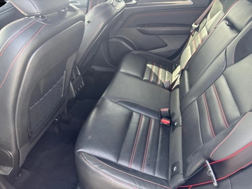 Image véhicule  Renault ARKANA (18)