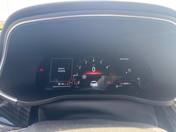 Image véhicule  Renault ARKANA (26)