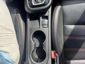 Image véhicule  Renault ARKANA (37)