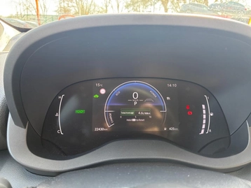 Image véhicule  Toyota YARIS CROSS (24)