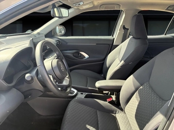 Image véhicule  Toyota YARIS CROSS (16)