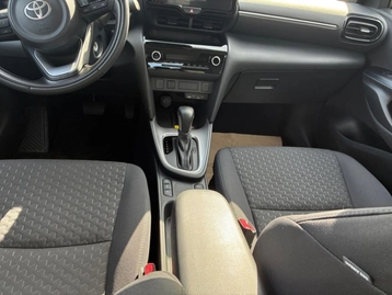 Image véhicule  Toyota YARIS CROSS (29)