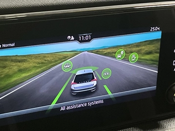 Image véhicule  Skoda SCALA (82)