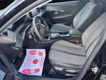 Image véhicule  Peugeot 208 (9)