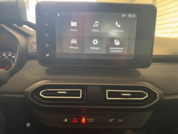 Image véhicule  Dacia SANDERO (7)