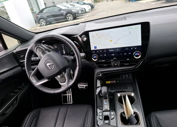 Image véhicule  Lexus NX (15)