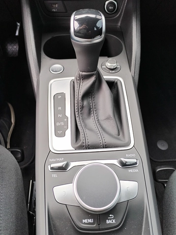 Image véhicule  Audi Q2 (14)