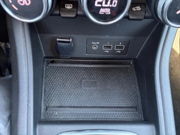 Image véhicule  Renault CAPTUR (34)