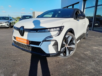 Image véhicule  Renault MEGANE E-TECH (3)